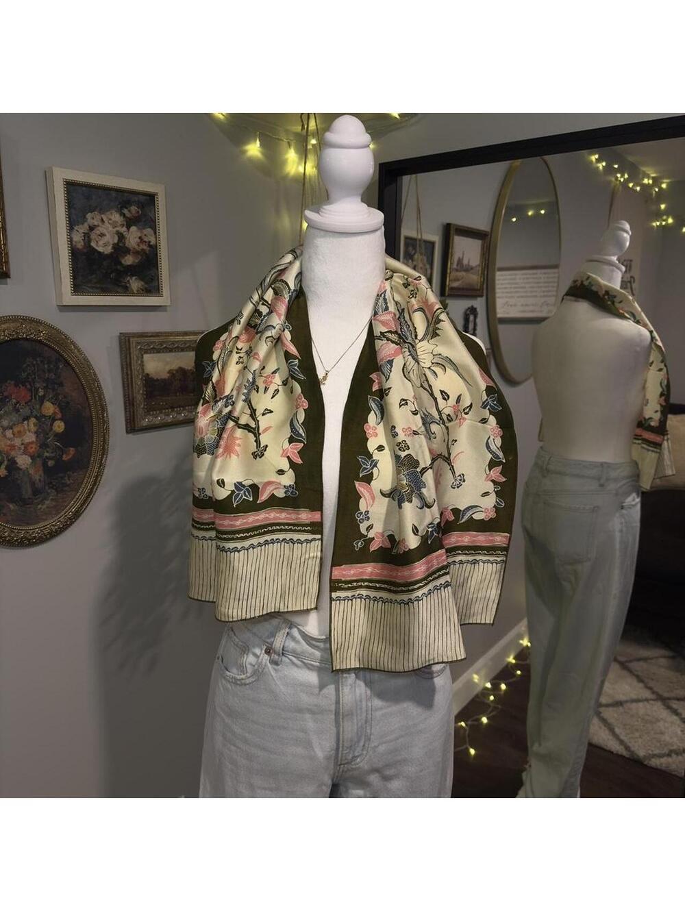 Vintage Floral Scarf Wrap Top 🌿